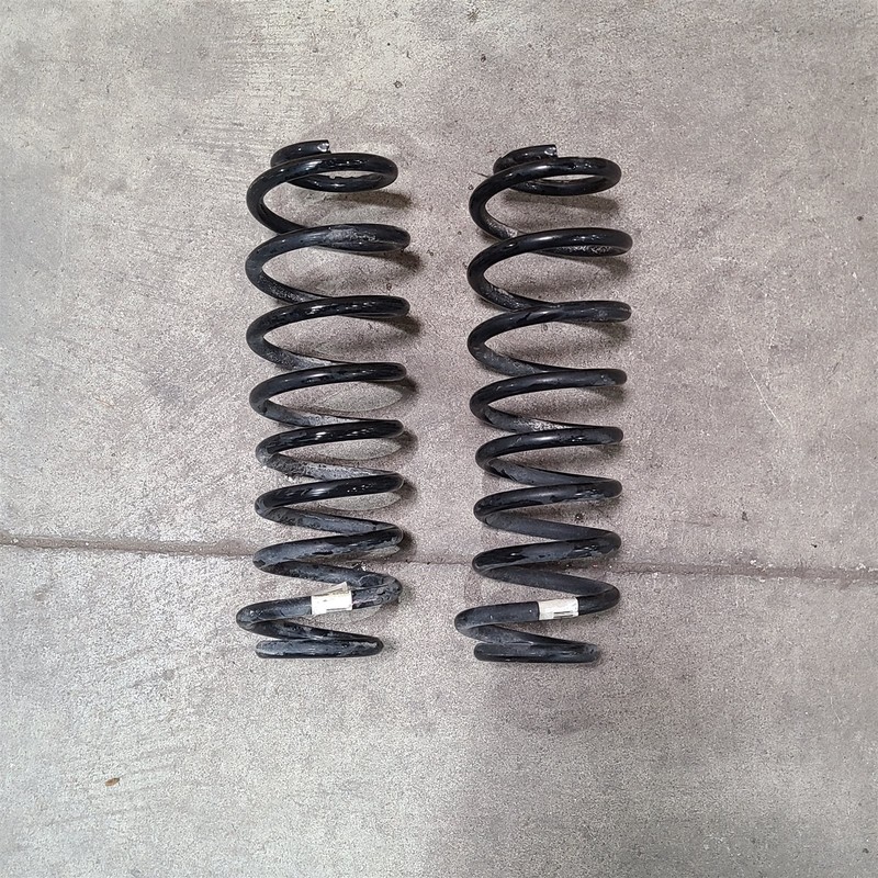 11-14 Mustang GT Rear Coil Spring Set Springs Rh Lh Aa7367