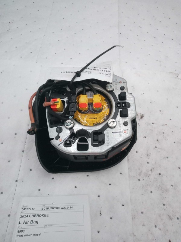 2014-2018 Jeep Cherokee Steering Wheel Air Bag Grey Used 158k Miles OEM