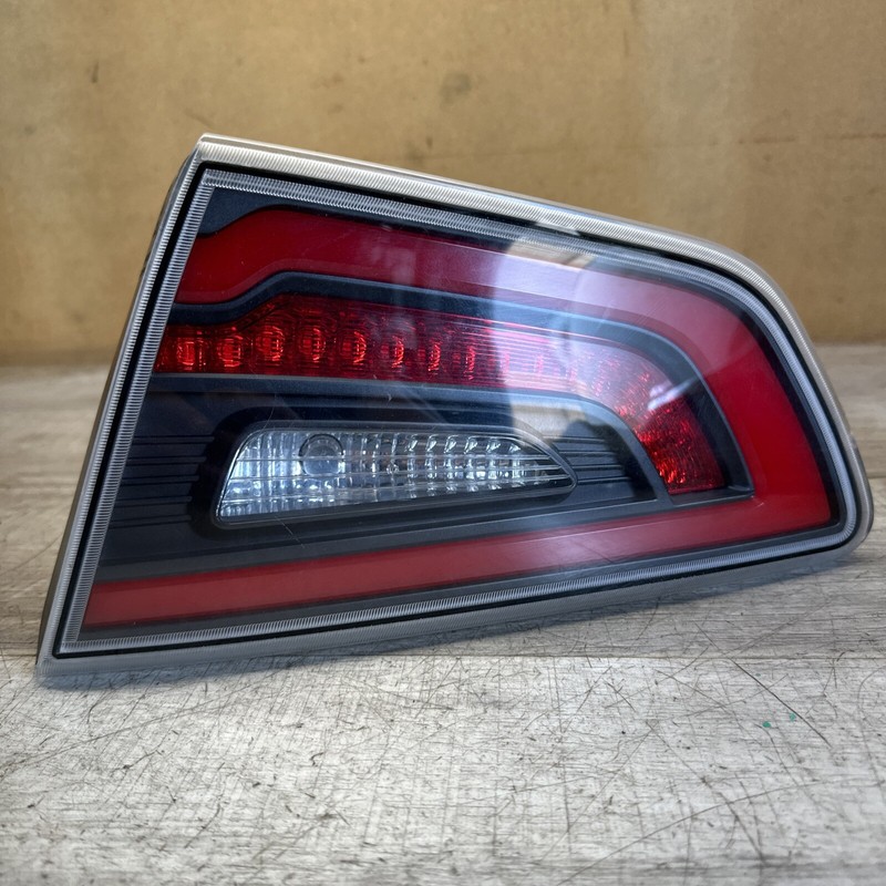 9240440510 I 2014-2016 Kia Optima Hybrid Right RH LED Inner Taillight OEM