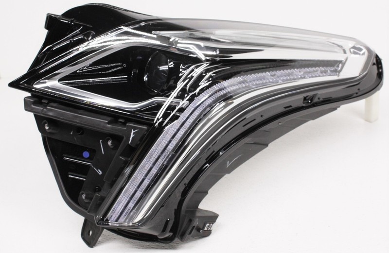 OEM Cadillac XT5 Left Driver Side LED Headlamp Tab Missing 84309959