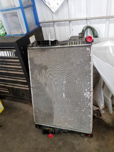 Radiator Fits 08-10 FORD F250SD PICKUP 245450