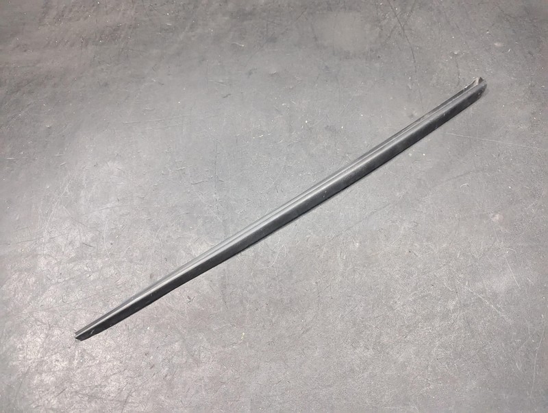 Windshield Right Side Molding 2021 Audi A6 4K0854328 2019 2020 2022 2023 X