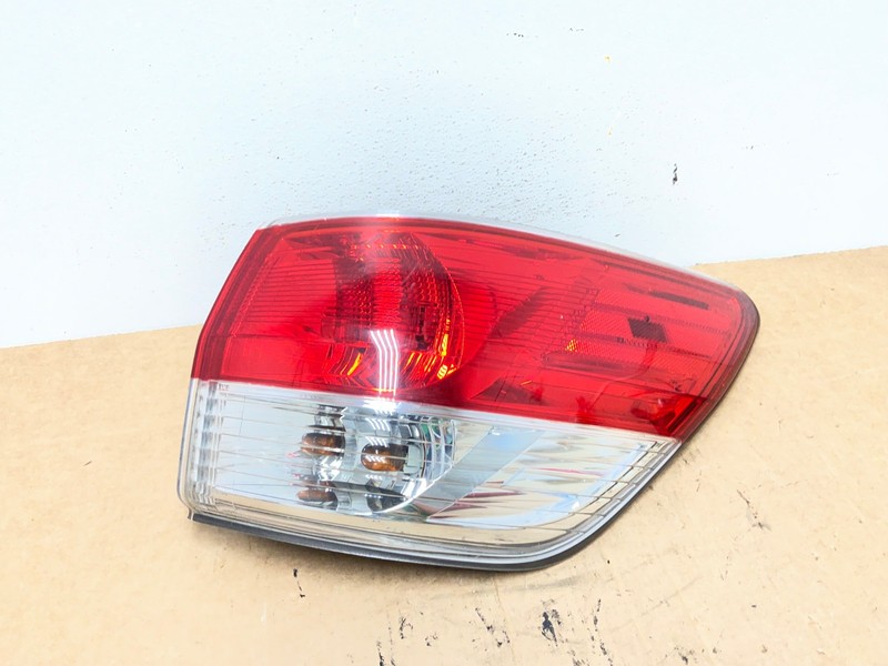 2013 to 2016 Nissan Pathfinder Passenger Right Side Tail Light Oem AD6374 LK