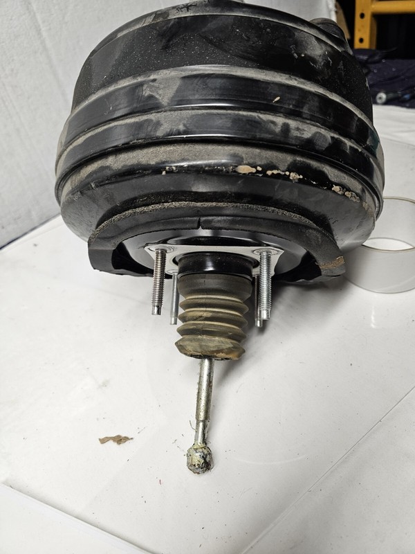 2014 Jeep Cherokee Power Brake Booster OEM 100K