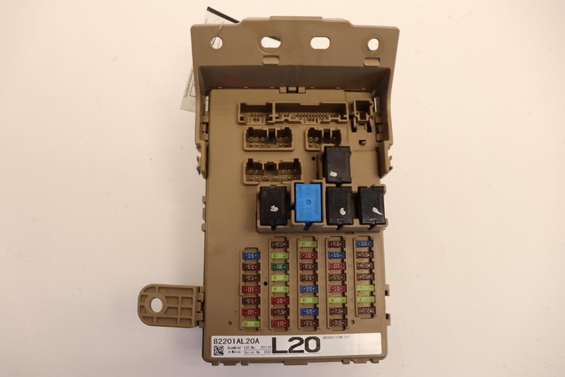 2017 SUBARU LEGACY OUTBACK DASH CABIN JUNCTION BLOCK FUSE RELAY BOX OEM