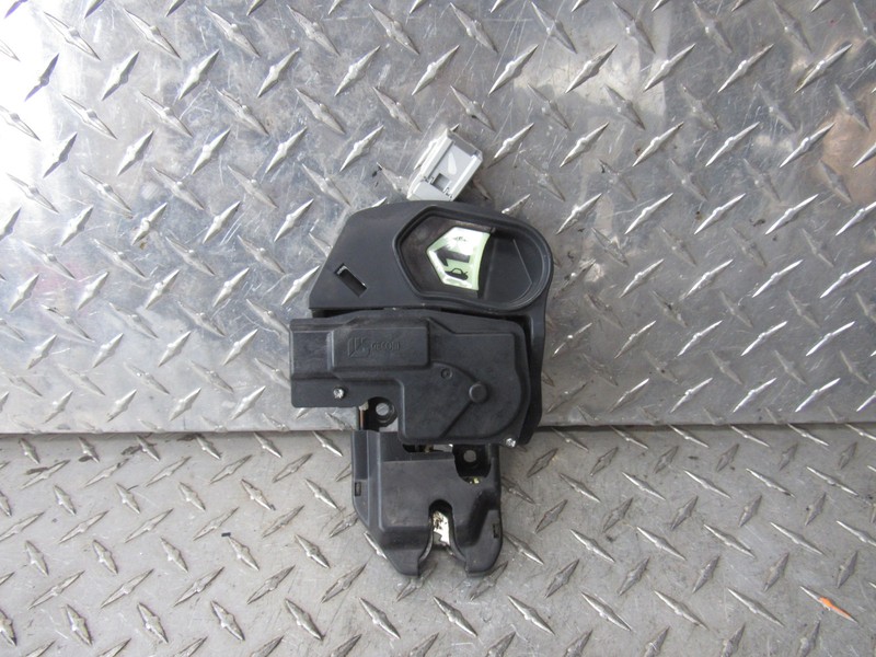 01 HONDA ACCORD TRUNK DECK LID LATCH LOCK ACTUATOR