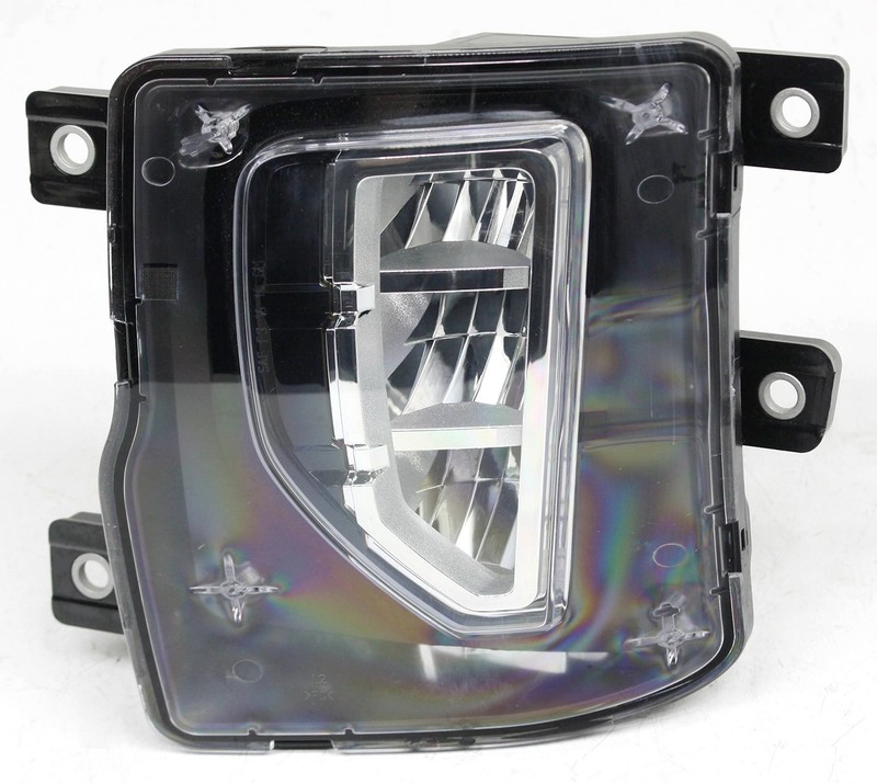 OEM Left Driver Side LED Fog Lamp For Chevrolet Silverado 1500 pickup 84000613