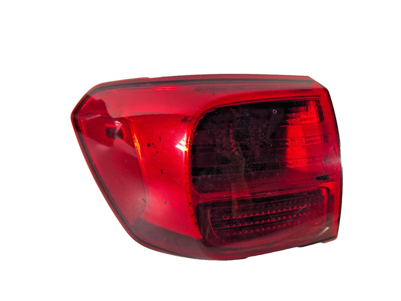2015 2018 Kia Sedona Left Driver Side Rear Quarter Tail Light Lamp OE 92401A9020