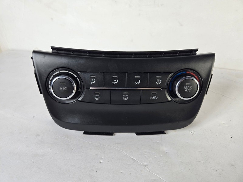 2015-2019 Nissan Sentra Dash Instrument A/C Temperature Control Switch OEM 15249