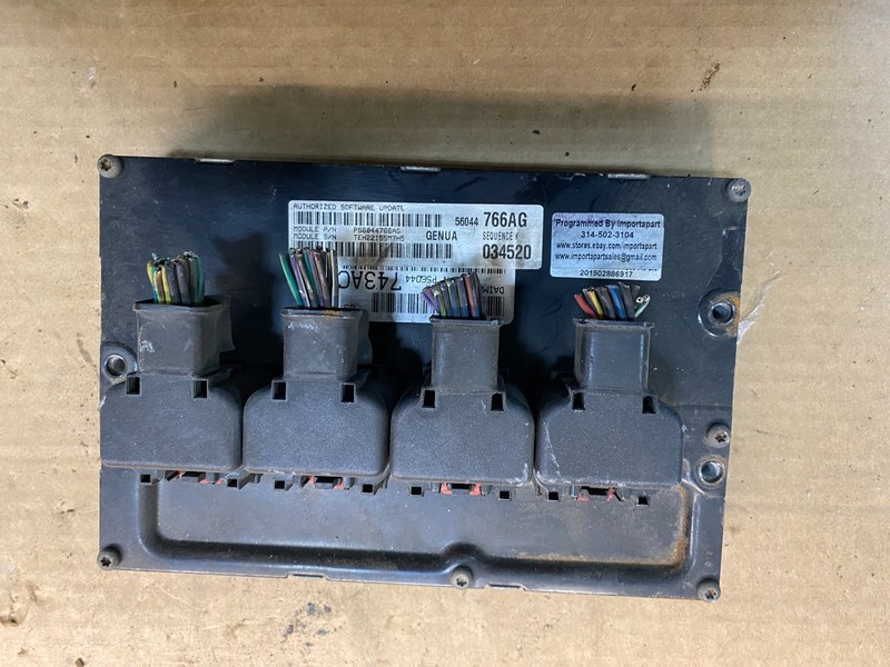 2006 Jeep Commander 3.7L Engine computer p56044766ah Ecm Ecu Pcm AD9778 DG