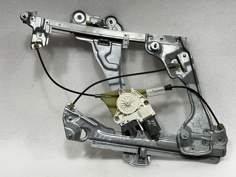 2006 - 2012 MITSUBISHI ECLIPSE COUPE PASSENGER DOOR WINDOW REGULATOR WITH MOTOR