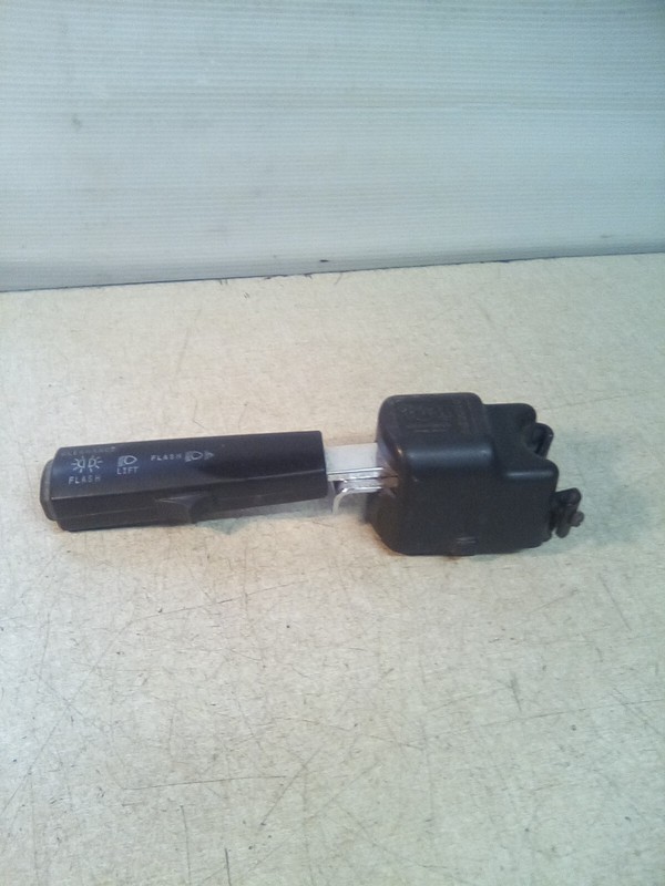 1998 Mack VSM Turn Signal Lever SAEQQC02