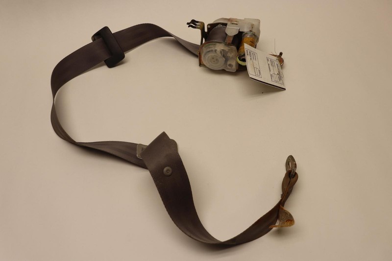 2004-2006 LEXUS LS430 REAR 2ND ROW SECOND ROW LEFT DRIVER SIDE SEAT BELT OEM