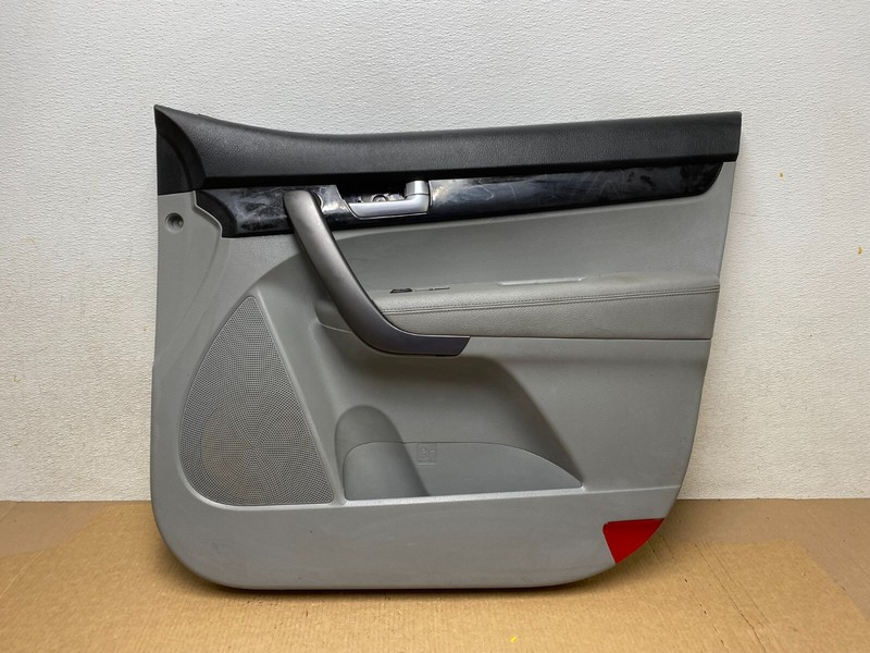 2014 2015 Kia Sorento Front Right Passenger RH Door Panel Trim G0145 DG1