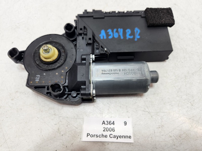 ✅03-10 OEM Porsche Cayenne 955 957 Rear Right Door Window Regulator Motor