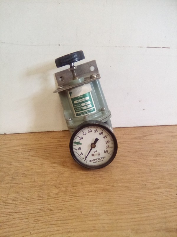 Beloit MC2-75-120B Compressed Air Regulator W/Ashcroft 0-60 PSI Gauge
