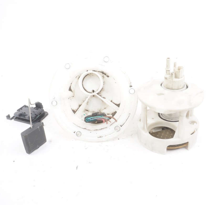 2007 - 2013 Mercedes W221 S400 CL550 Right Gasoline Tank Fuel Pump OEM