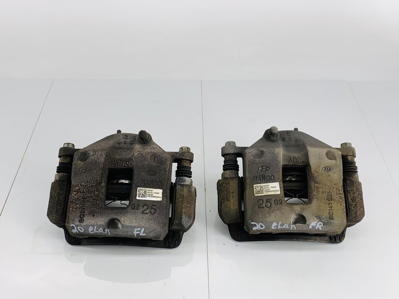 17-20 HYUNDAI ELANTRA FWD FRONT RIGHT & LEFT SIDE ABS BRAKE CALIPER SET OF 2 OEM