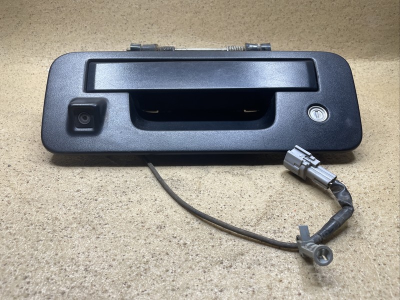 2013 2014 2015 NISSAN TITAN REAR TAILGATE HANDLE TEXTURED WITH CAMERA OEM