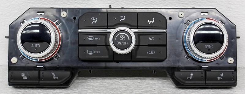 OEM Temperature Control For GMC Sierra HD 84692239 Scratches