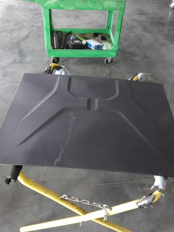 Used Roof Assembly fits: 2017 Jeep Renegade w/sunroof My Sky single panel front