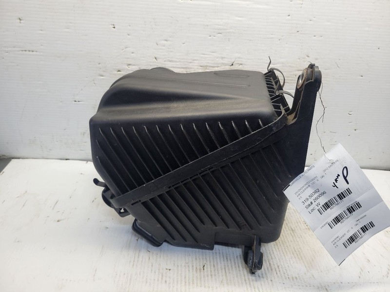 Air Cleaner 3.5L Assembly Fits 11-13 SORENTO 1766177