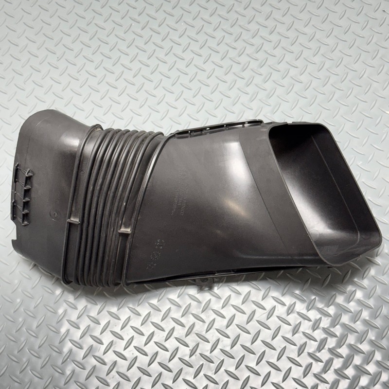 ✅ 19-26 RAM 2500 3500 6.4L 6.7L 5th ENGINE AMBIENT AIR INLET DUCT OEM MOPAR 59K