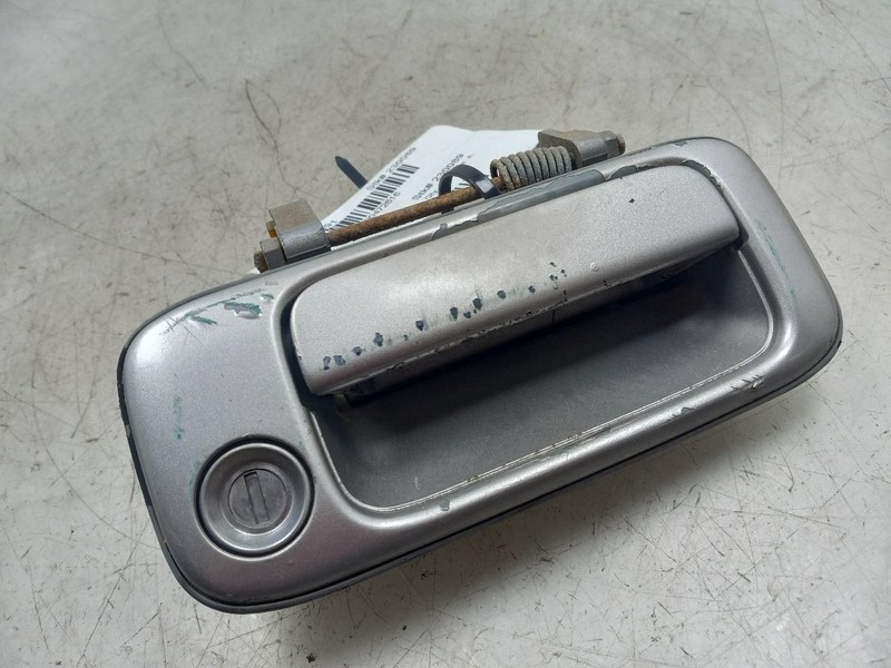 1991 TOYOTA LAND CRUISER PASSENGER SIDE FRONT (EXTERIOR) DOOR HANDLE