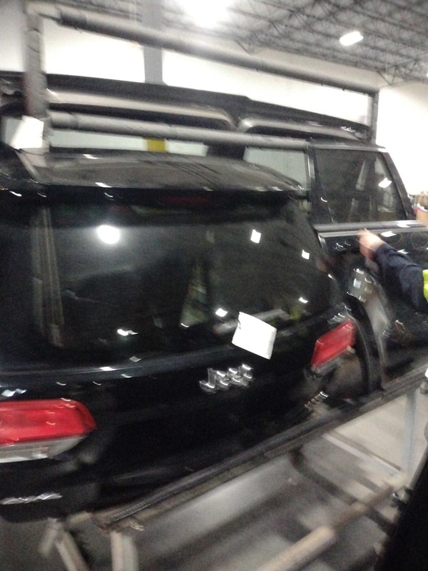 Used Deck Lid fits: 2019 Jeep Grand cherokee privacy tint glass w/rear view came