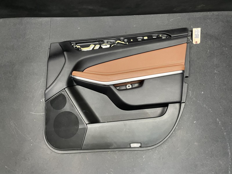 Front Right Door Trim Panel 2018 Mercedes GLS 550 2017 2019 X