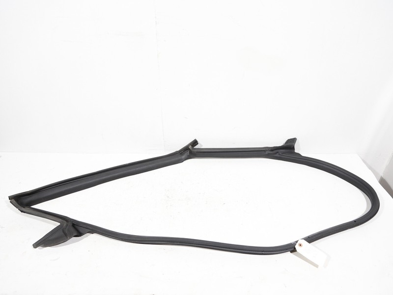 2017-2023 TESLA MODEL 3 REAR RIGHT BODY DOORWAY WEATHERSTRIP SEAL RUBBER 36K 🚗