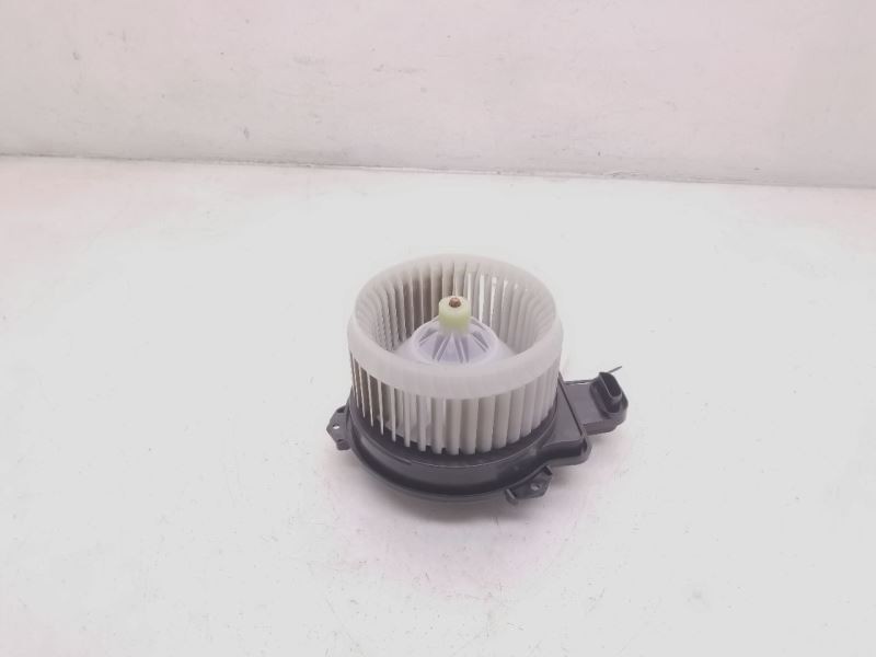 12-18 TOYOTA PRIUS C FOUR 1.5L V4 AC BLOWER MOTOR