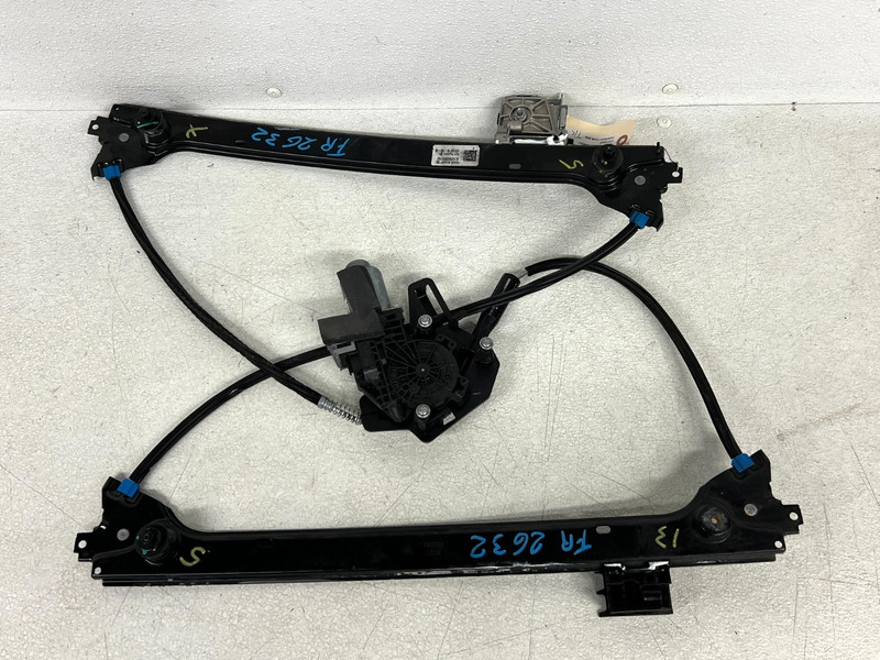 ⭐2016-2020 TESLA MODEL X FRONT RIGHT DOOR WINDOW REGULATOR MOTOR OEM LOT2632