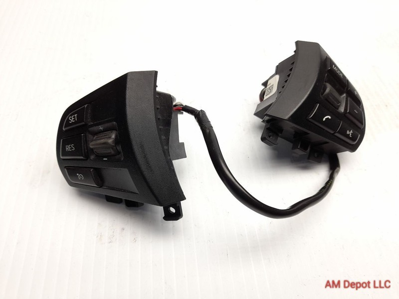 2013 BMW 320i 328i 335i F30 Steering Wheel Switch Set 61319261859 61319209767
