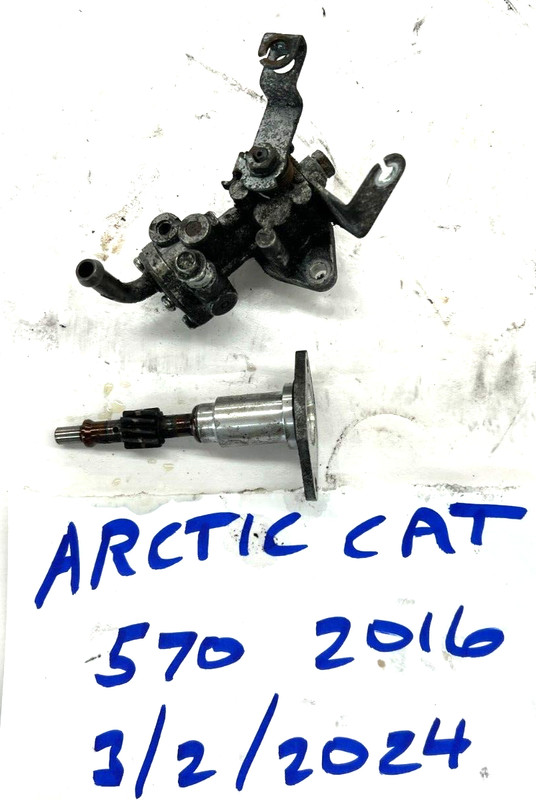 Arctic Cat Snowmobile Lynx 2000 570cc Oil Pump 3007-866 3600 miles
