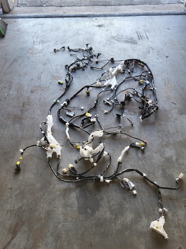 Used Oem Lexus Body Floor Wiring Harness for 2021-2022 UX 200 2.0L FWD