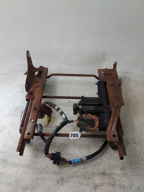 02-05 Mercury Sable Left LH Driver Side Powered Seat Track Assy Motor Front Left