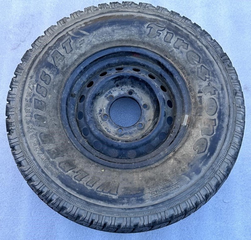 2003 TOYOTA TACOMA SPARE 265 75 15 STEEL RIM WITH FIRESTONE TIRE