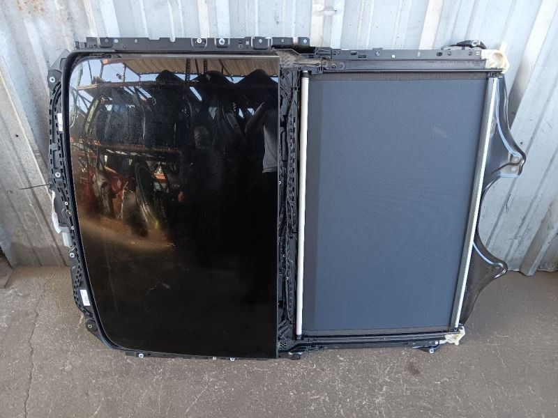 16-20 BMW G11 740i 750i Sun Roof With Track and Motors 54107409145