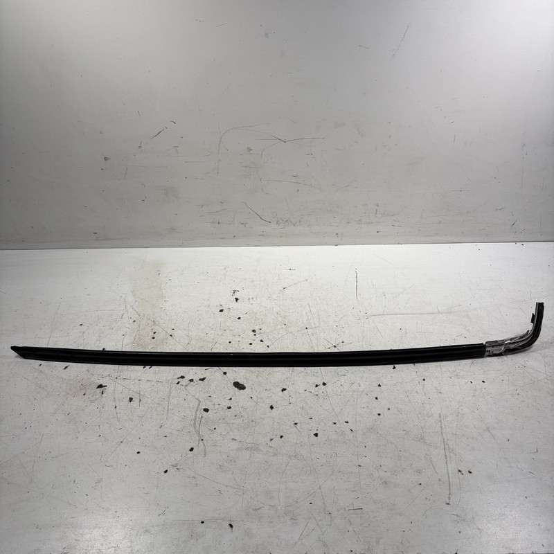 90-93 Acura Integra 3D Left driver side windshield side molding used OEM