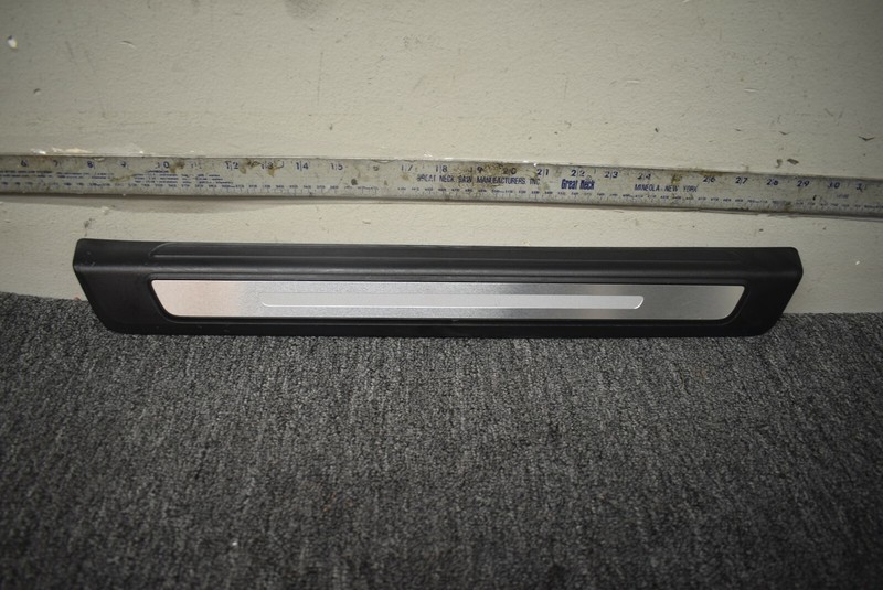 2018 AUDI Q5 FRONT DOOR STEP SILL TRIM FACTORY OEM