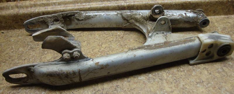 1983 22W Yamaha Dirt Bike YZ80 YZ 80 Rear A Arm Support Mount Swivel Pivot J1
