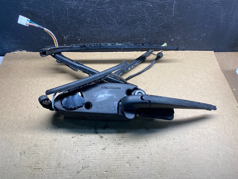 2011-2013 Jeep Grand Cherokee Tailgate Back Door Rear Wiper Motor Wiper ae0023