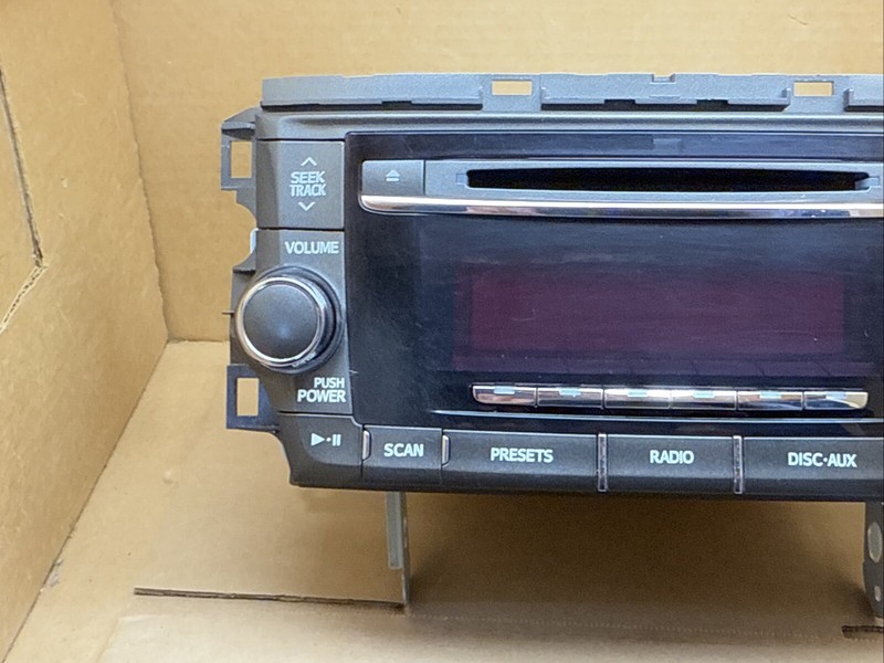 2011-2012 TOYOTA AVALON AM FM CD RADIO DISPLAY RECEIVER OEM 86120-07100