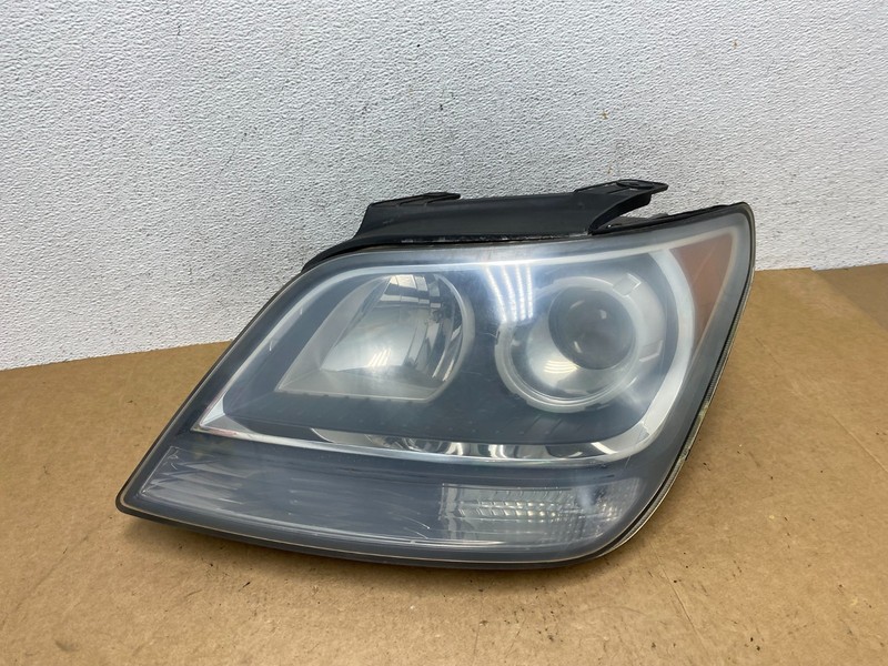 2009 2010 2011 Kia Borrego Left Driver LH Side Halogen Headlight OEM AE3266 DW