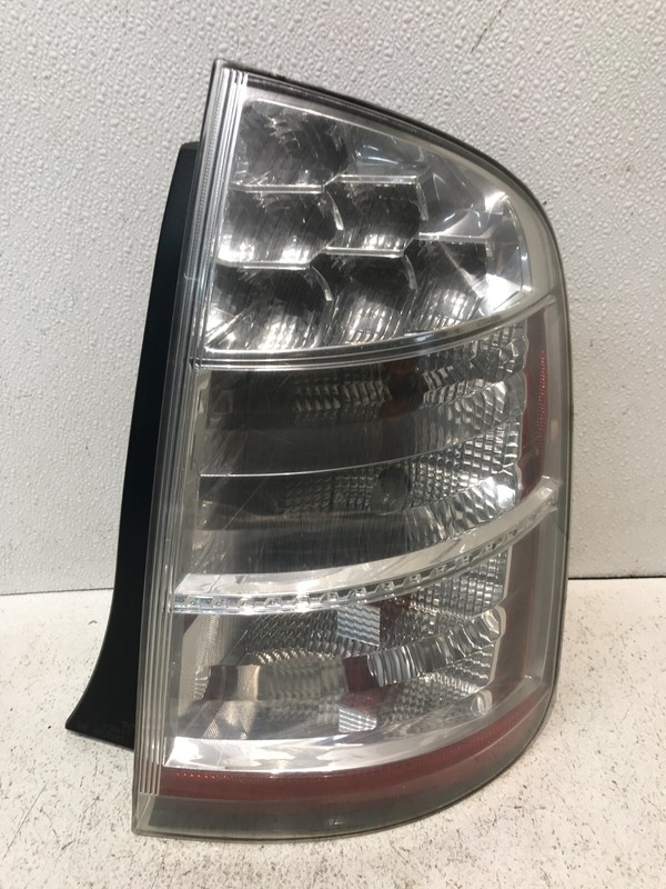 2006-2009 Toyota Prius Right RH Passenger Side Tail Light Taillight Lamp OEM