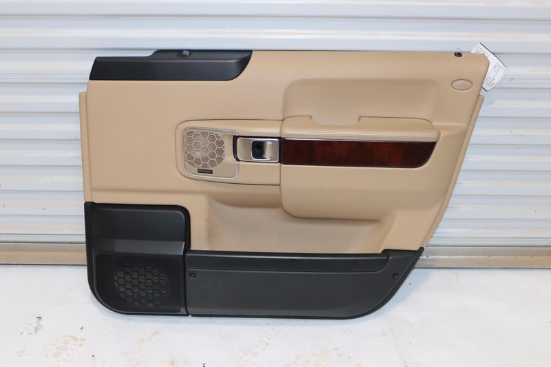2007-2012 RANGE ROVER FRONT RIGHT PASSENGER SIDE DOOR PANEL TRIM COVER OEM