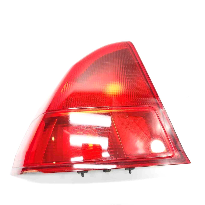 2001 Civic LH Driver Sied Quarter Panel Tail Light Assembly Light Scratches