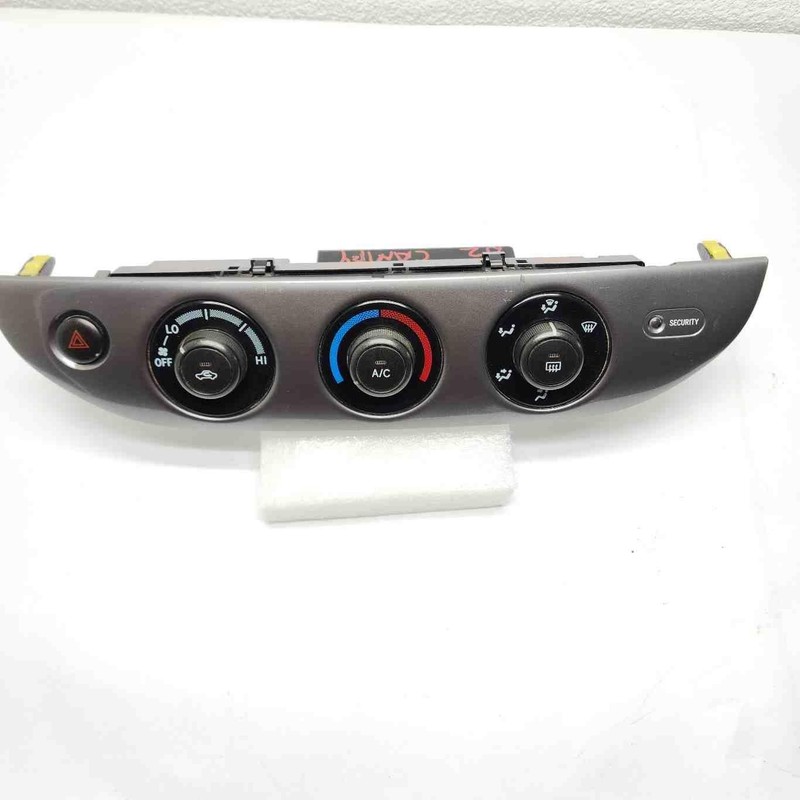 2002 Camry Heater A/C Temperature Control Module Unit Panel 5590206070