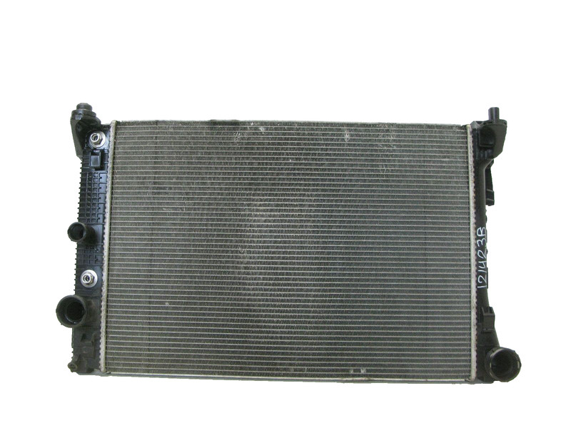 💚 08-16 Mercedes E350 C300 GLK350 CLS550 Engine Cooling Radiator